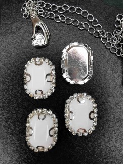 Стразы пришивные в серебряной оправе "Прямоугольник" 18*24мм. (белый)